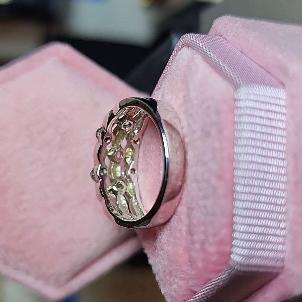 Pretty Sterling Silver & CZ Band Ring - Picture 6 of 10
